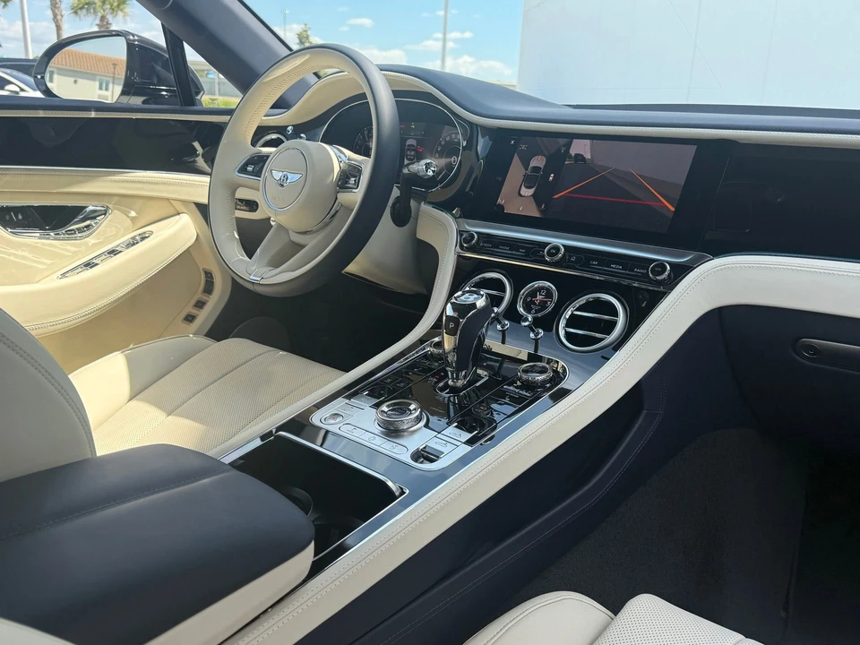 2026 Bentley - Image 4 of 31