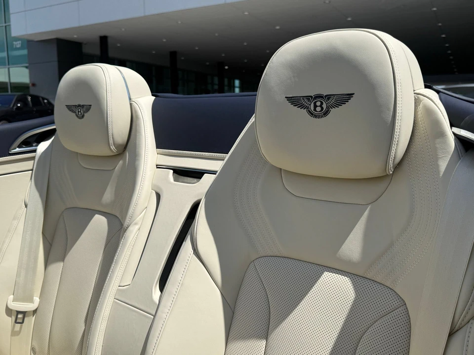 2026 Bentley - Image 27 of 31