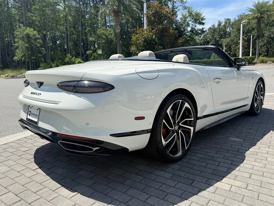 2026 Bentley - Image 15 of 31
