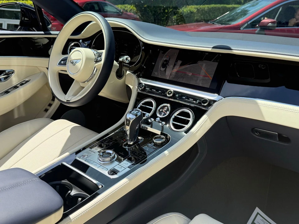 2026 Bentley - Image 30 of 31