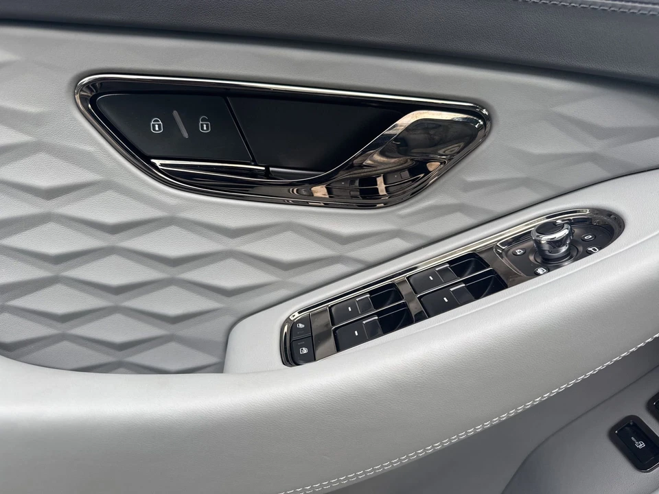 2026 Bentley Continental GTC - Image 11 of 31