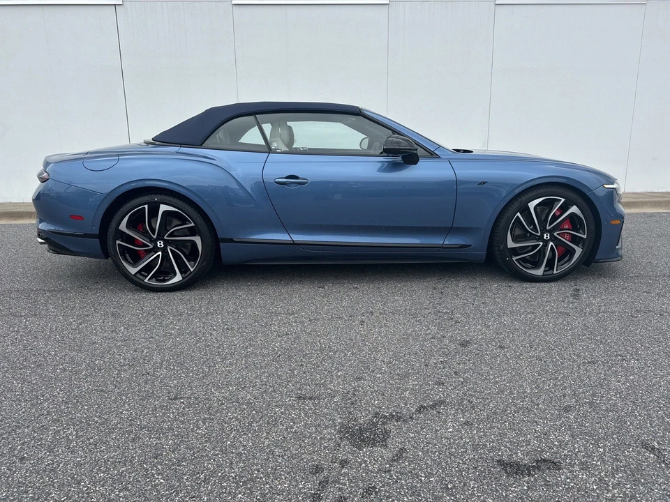 2026 Bentley Continental GTC - Image 5 of 31