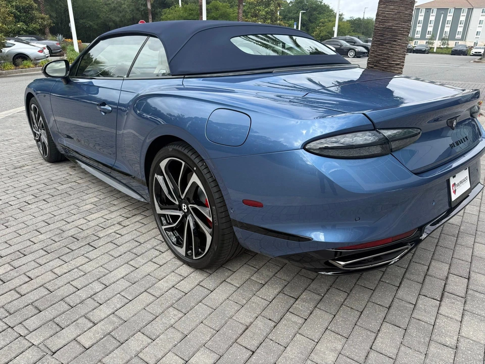 2026 Bentley Continental GTC - Image 13 of 31
