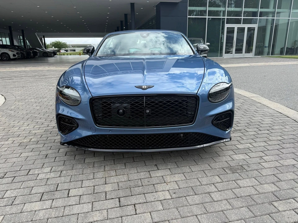 2026 Bentley Continental GTC - Image 16 of 31