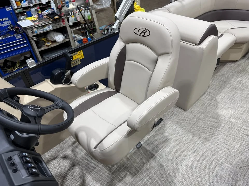 2026 Bentley - Image 11 of 20