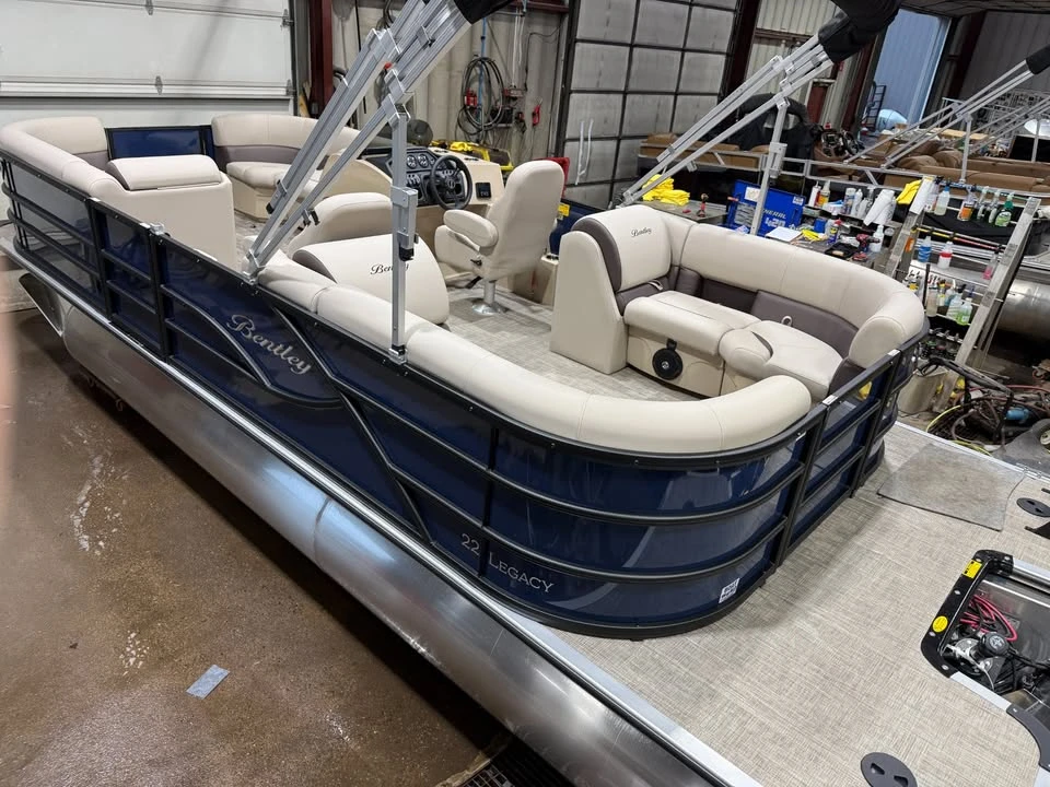2026 Bentley - Image 19 of 20