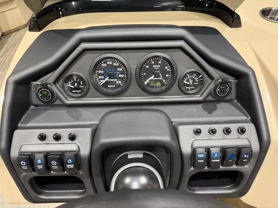 2026 Bentley - Image 12 of 20