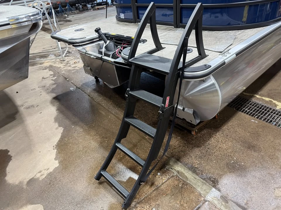 2026 Bentley - Image 18 of 20