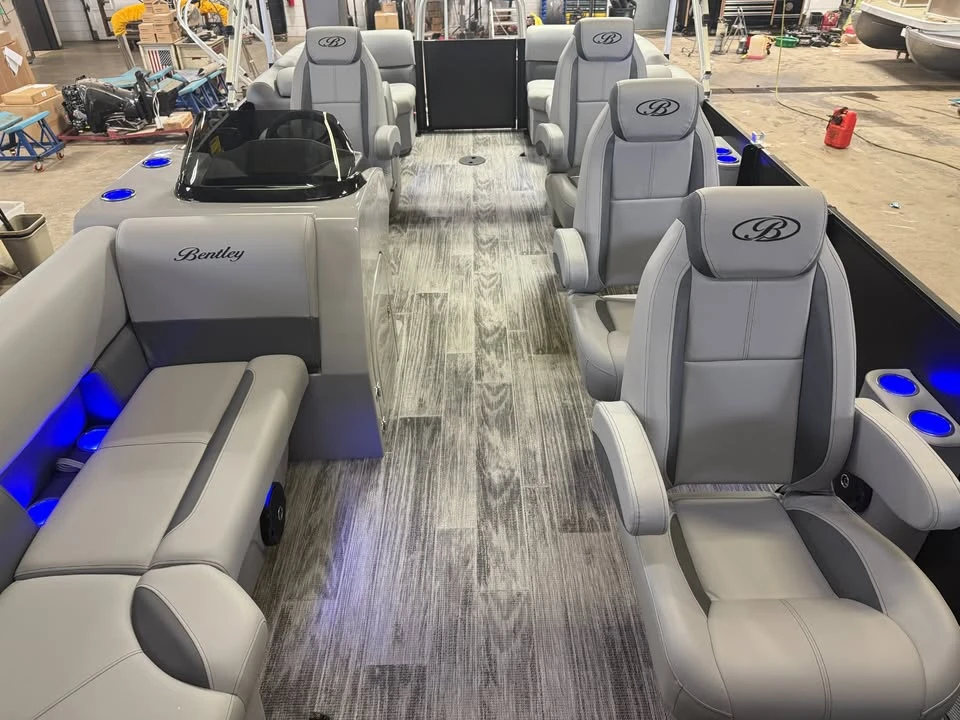 2026 Bentley - Image 8 of 20