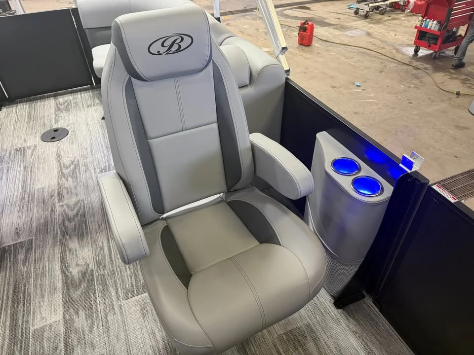 2026 Bentley - Image 11 of 20