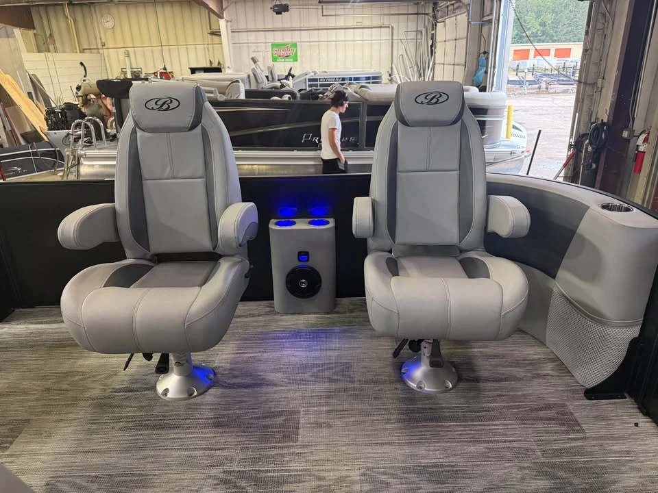 2026 Bentley - Image 16 of 20