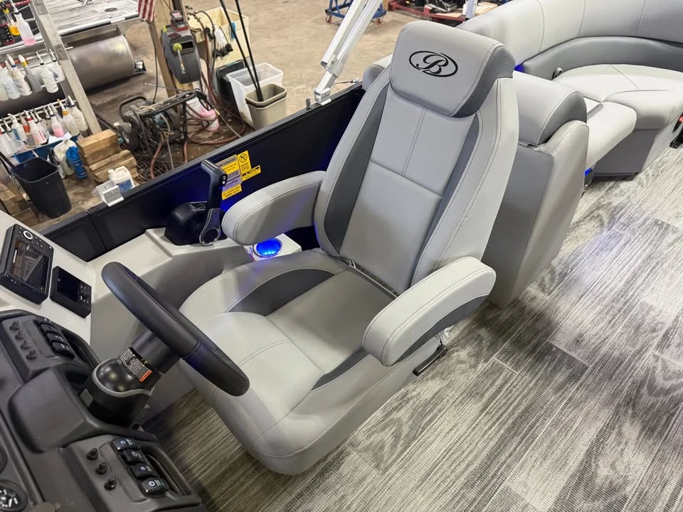 2026 Bentley - Image 12 of 20