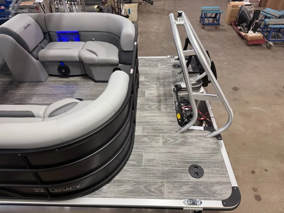 2026 Bentley - Image 6 of 20