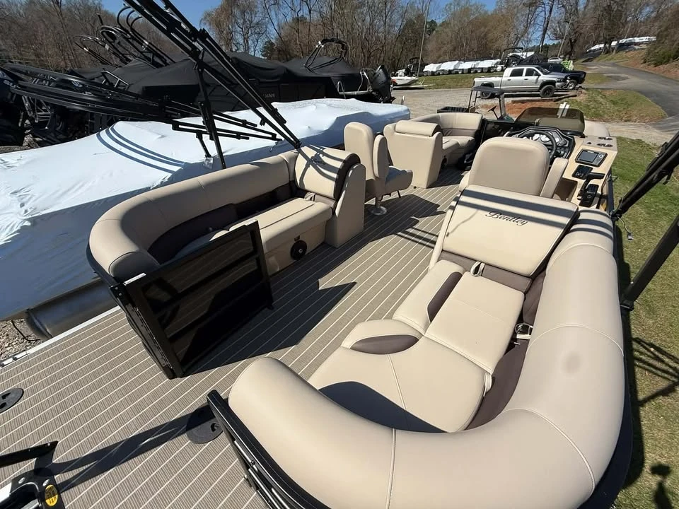 2026 Bentley Continental - Image 8 of 16