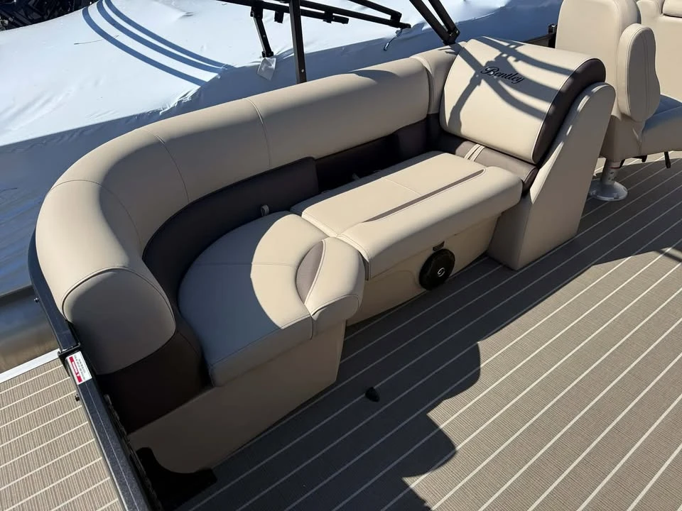 2026 Bentley Continental - Image 4 of 16