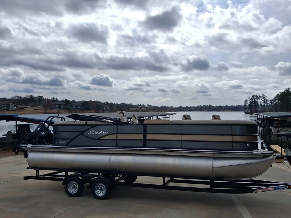 2026 Bentley - Image 4 of 9