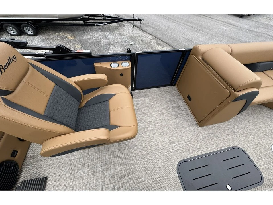 2026 Bentley - Image 13 of 20