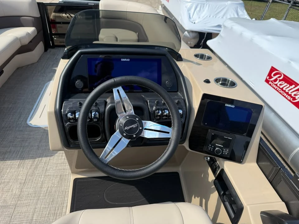 2026 Bentley - Image 9 of 17