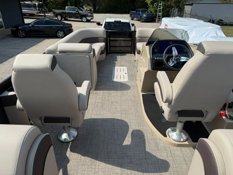 2026 Bentley - Image 15 of 17