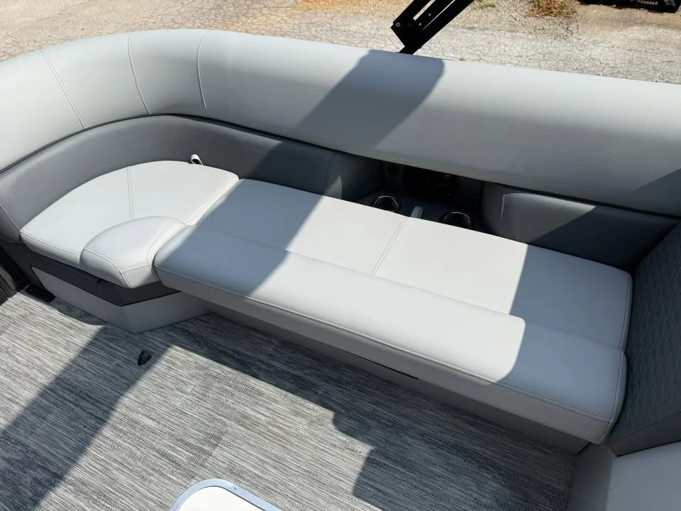 2026 Bentley - Image 10 of 19