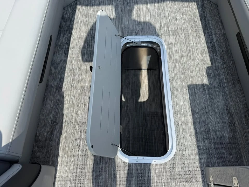 2026 Bentley - Image 9 of 19