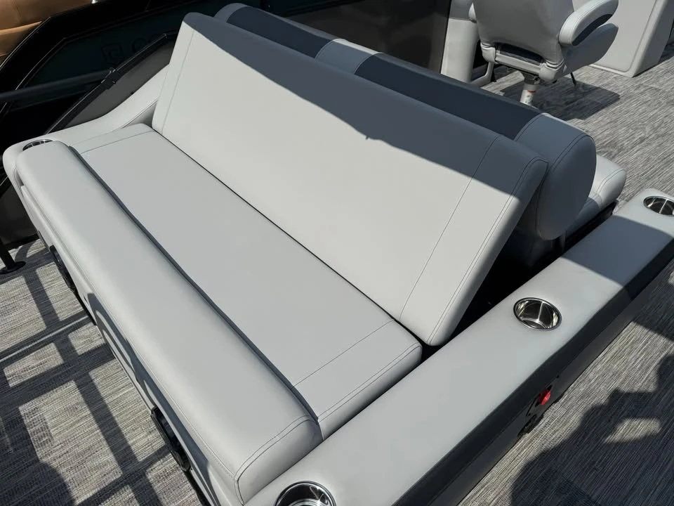2026 Bentley - Image 13 of 19