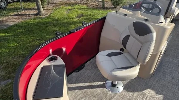 2026 Bentley - Image 6 of 19