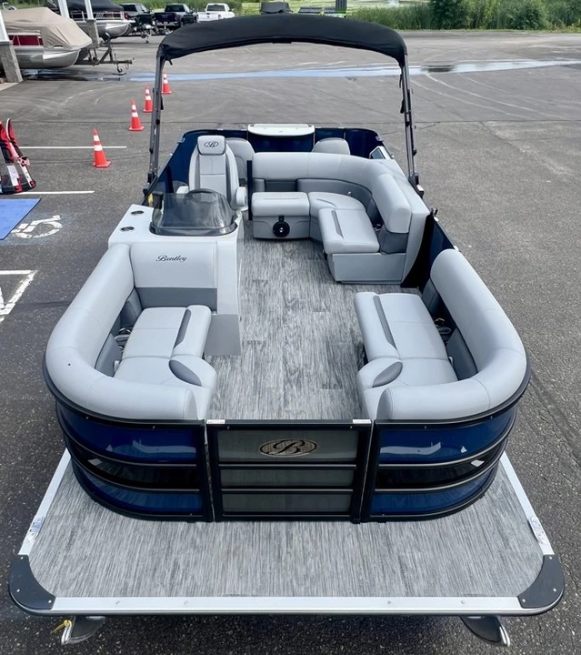 2026 Bentley - Image 3 of 20