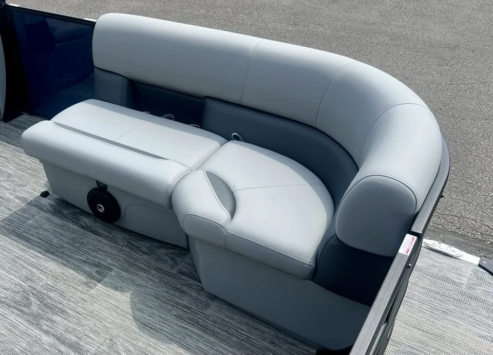 2026 Bentley - Image 12 of 20