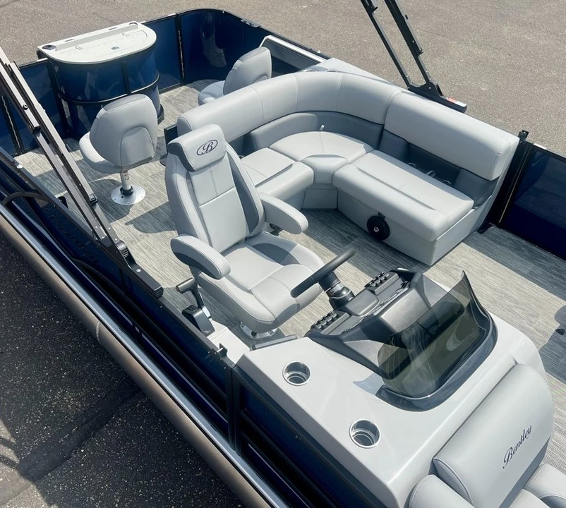 2026 Bentley - Image 9 of 20