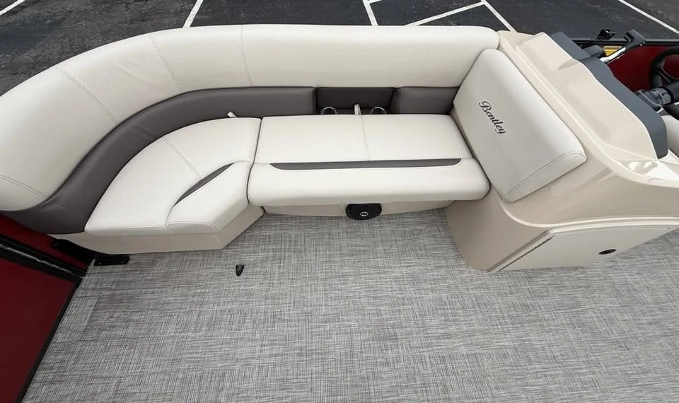 2026 Bentley - Image 9 of 20