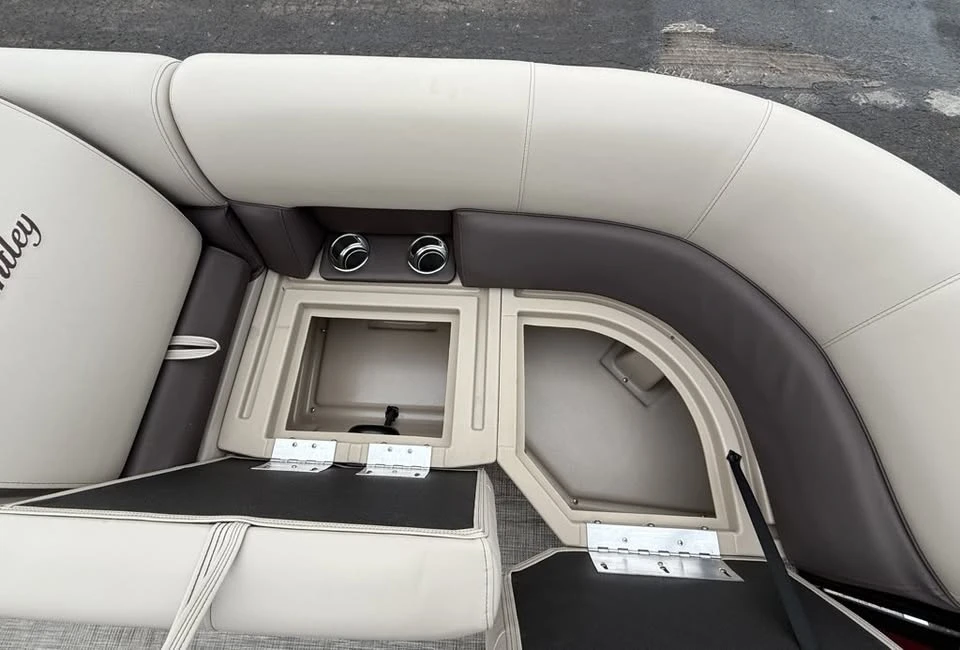 2026 Bentley - Image 12 of 20