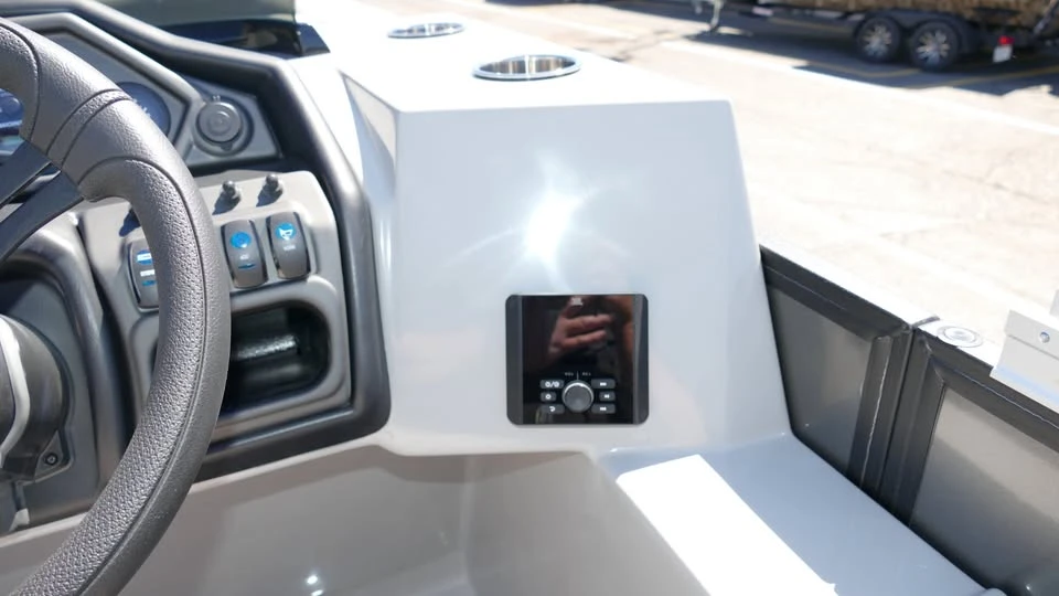 2026 Bentley - Image 11 of 20