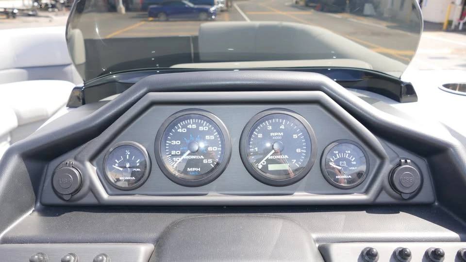 2026 Bentley - Image 8 of 20