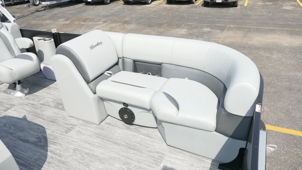 2026 Bentley - Image 20 of 20