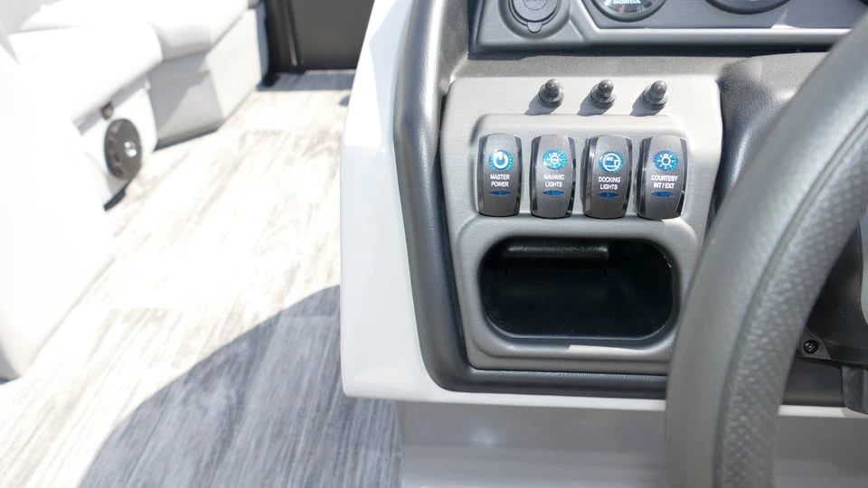 2026 Bentley - Image 9 of 20