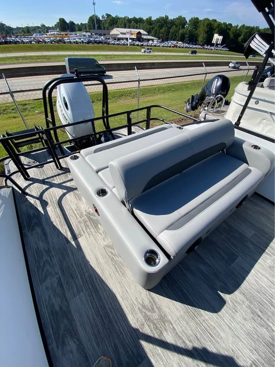 2026 Bentley - Image 7 of 9