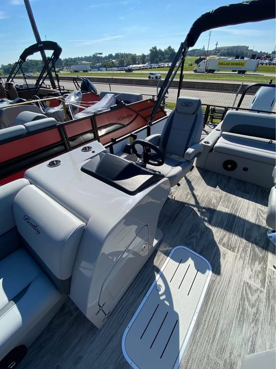 2026 Bentley - Image 5 of 9