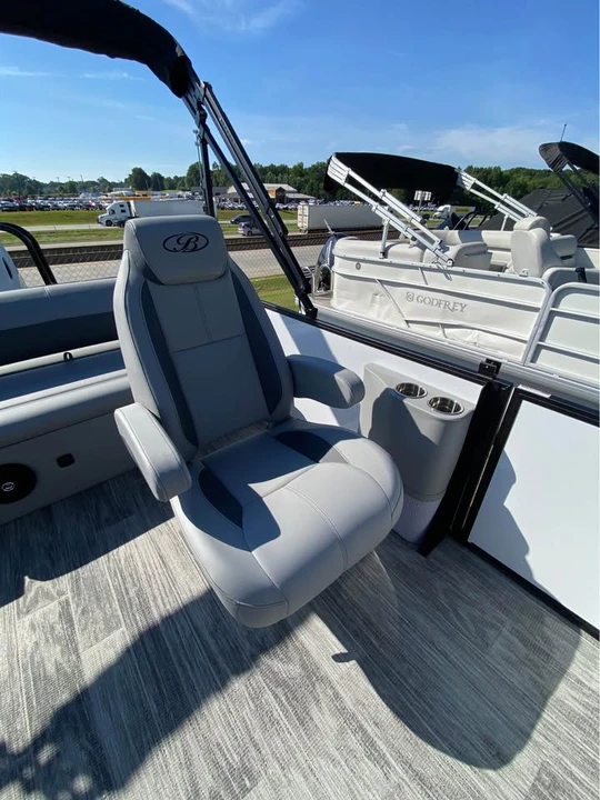 2026 Bentley - Image 3 of 9