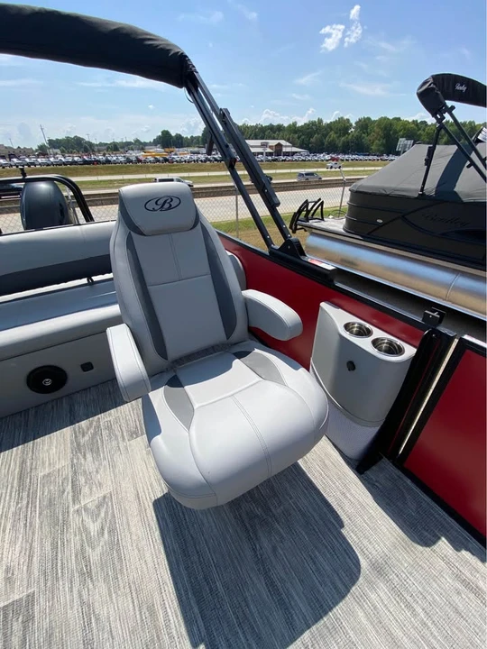 2026 Bentley - Image 4 of 11