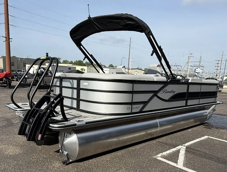 2026 Bentley - Image 6 of 20