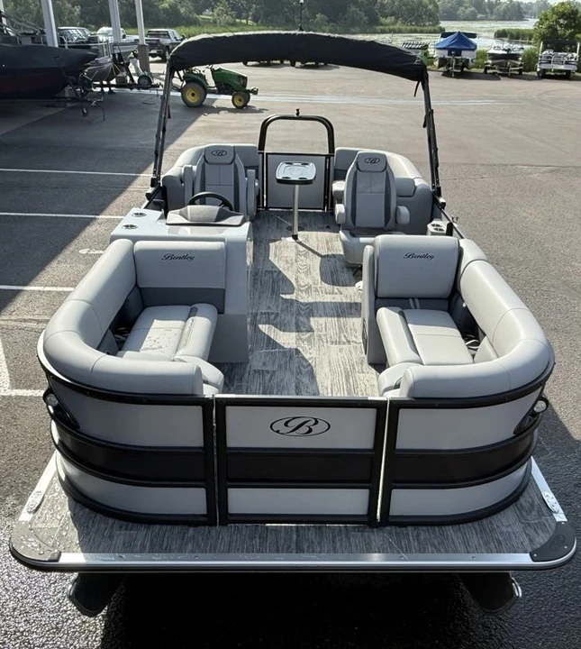 2026 Bentley - Image 11 of 20