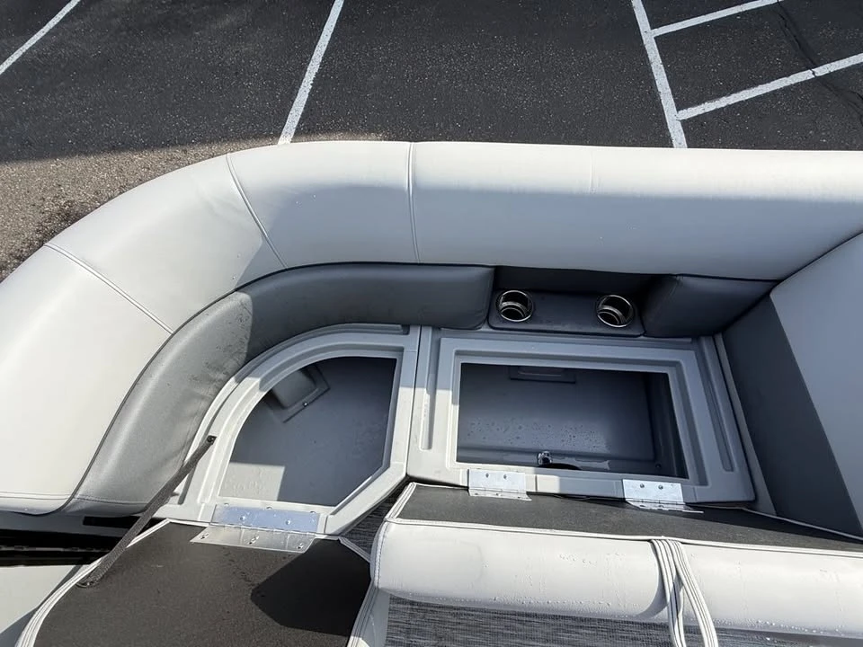 2026 Bentley - Image 18 of 20
