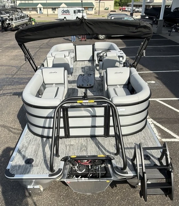 2026 Bentley - Image 15 of 20