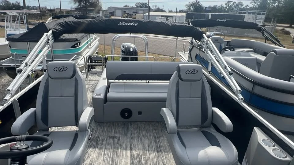 2026 Bentley - Image 10 of 15