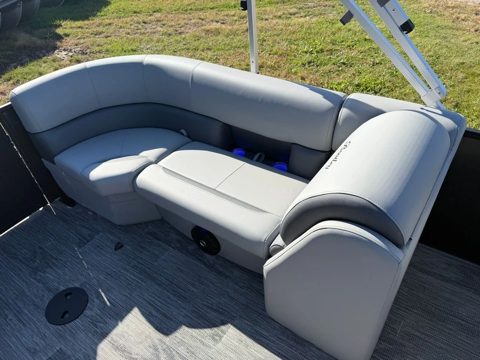 2026 Bentley - Image 19 of 20