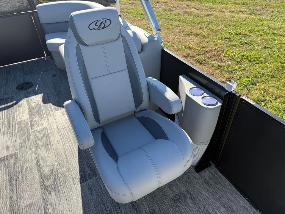 2026 Bentley - Image 12 of 20
