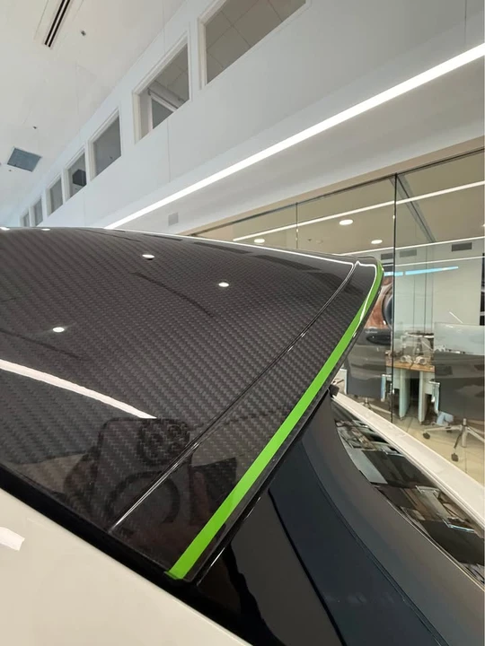 2026 Bentley Bentayga Speed - Image 17 of 18