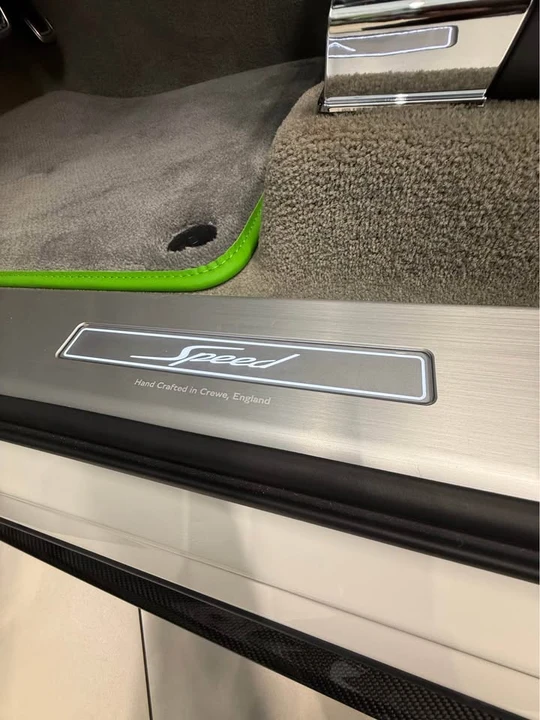 2026 Bentley Bentayga Speed - Image 7 of 18