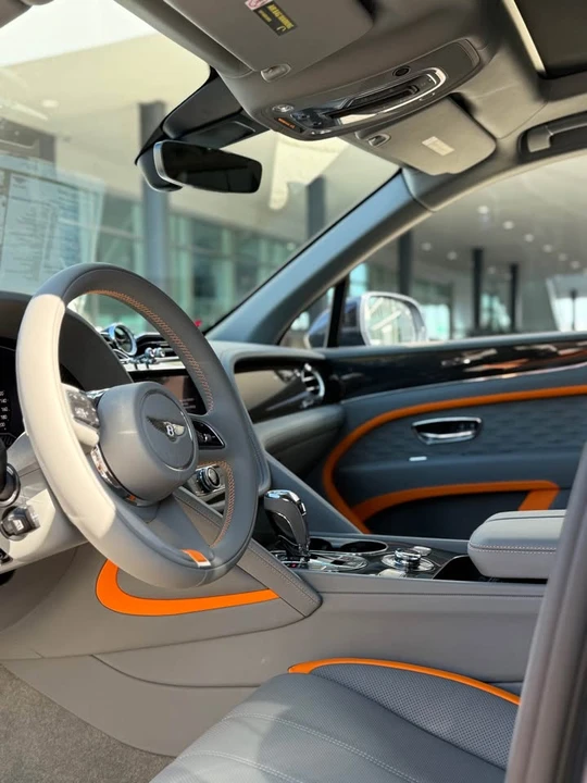 2026 Bentley Bentayga Speed - Image 3 of 6